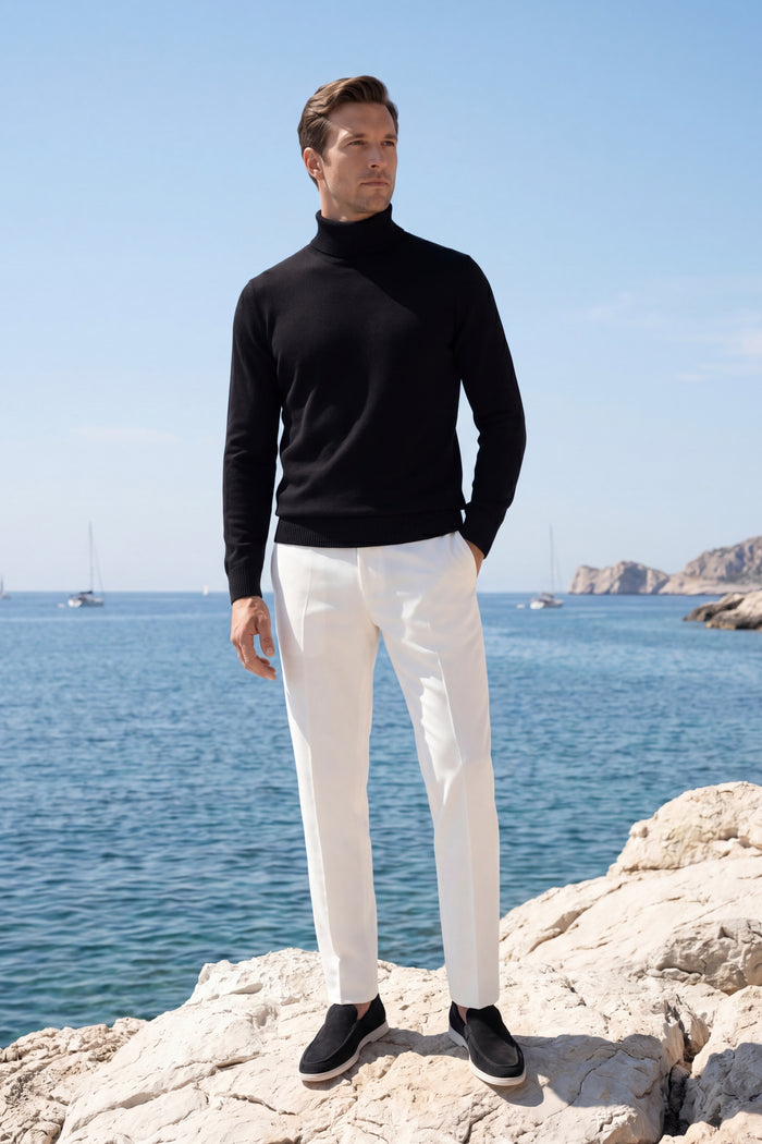Avenzo Cashmere Turtleneck Black