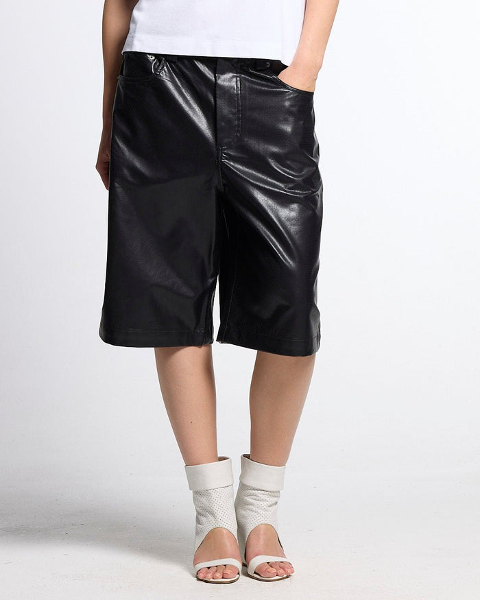 BRAVE SHORTS BLACK - black faux leather shorts, front view on female model - Cold Culture