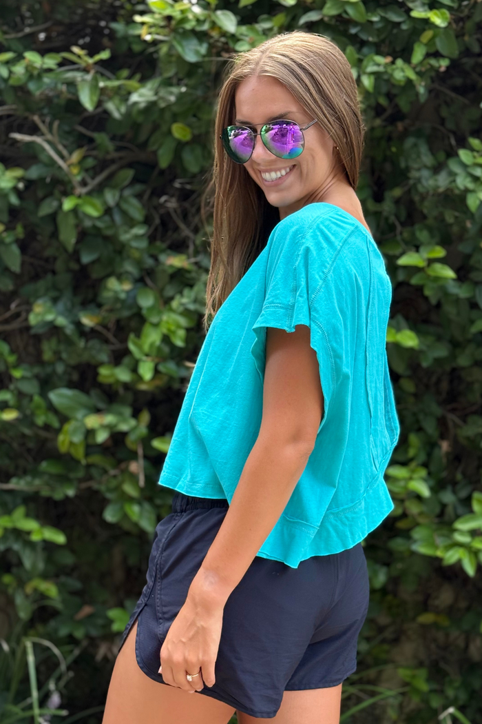 Coastal Breeze Open Back Tee in Turquoise