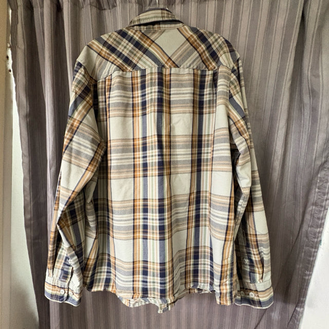 L.L. Bean SIZE L Men's Shirt