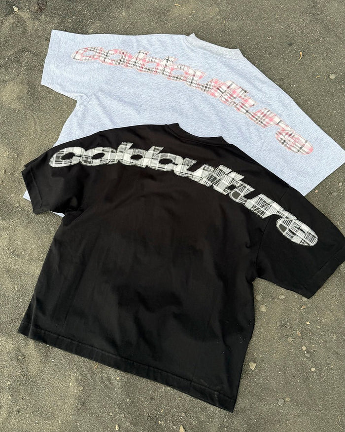 TRTN DISTRESS CURVED TEE BLACK - Cold Culture