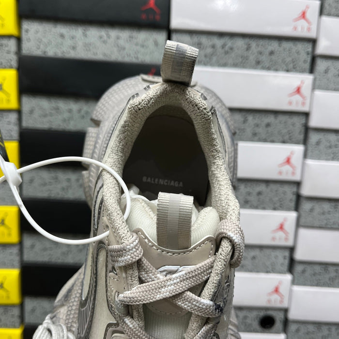 Balenciaga 3XL Grey