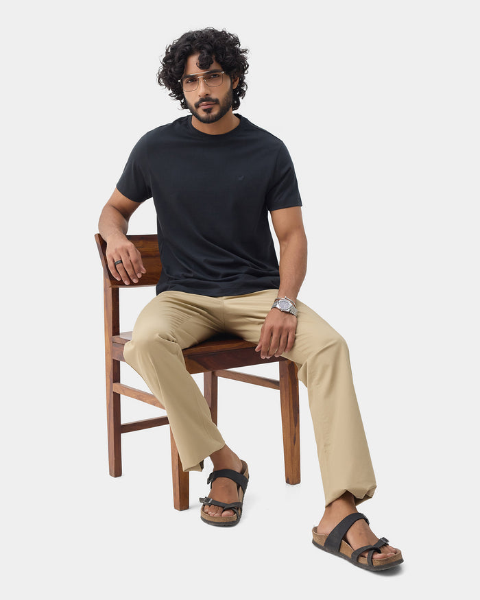 Black Crew Neck Solid T-Shirt - Ginjiro