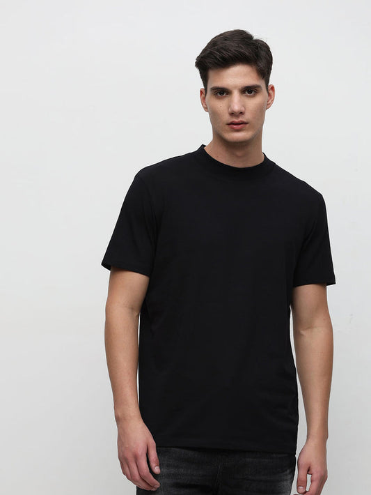 Black Solid Crew Neck T-shirt