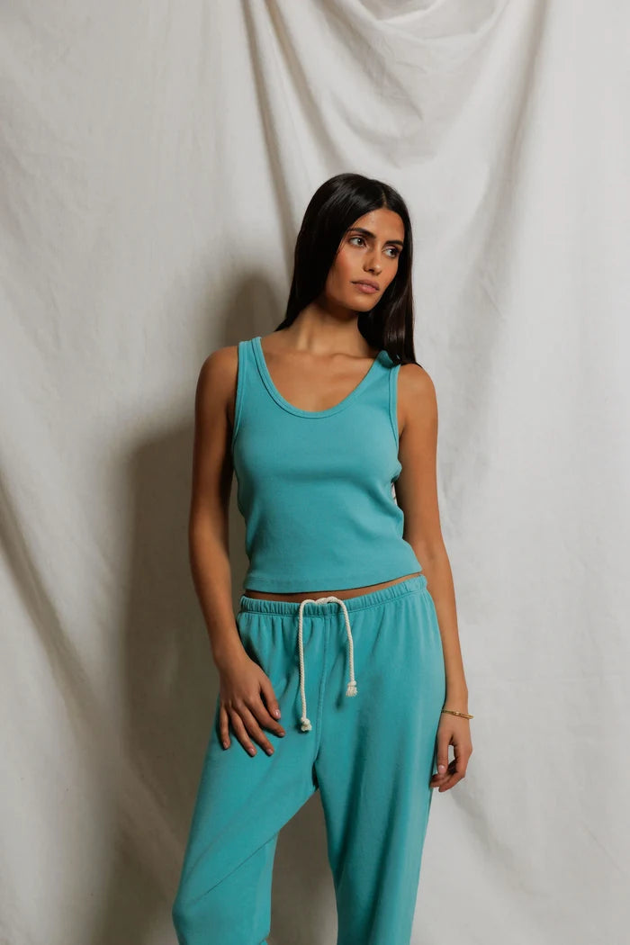 xs / teal blue