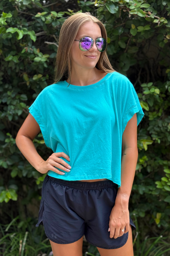 Coastal Breeze Open Back Tee in Turquoise