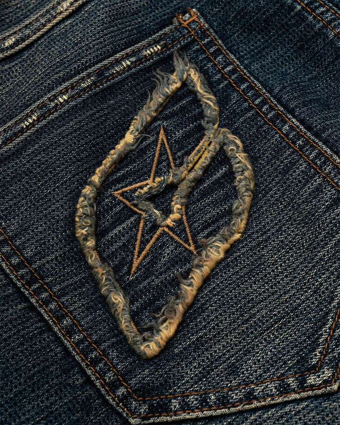 CONCRETE BOOTCUT JEANS BLUE - washed blue bootcut jeans, detail close-up - Cold Culture