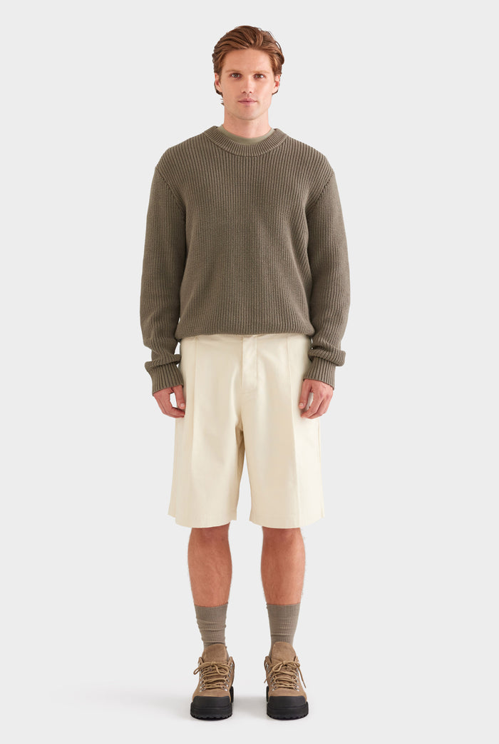 Cotton Canvas Pleated Bermuda Short - Cream