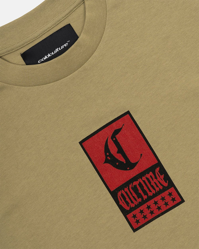 GOTHIC CURVED TEE GREEN - green gothic print tee, detail close-up - Cold Culture