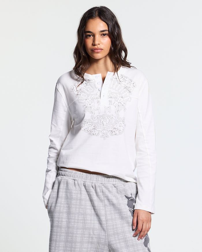 IDENTITY LONGSLEEVE WHITE - white embroidered longsleeve tee, front view on female model - Cold Culture #woman