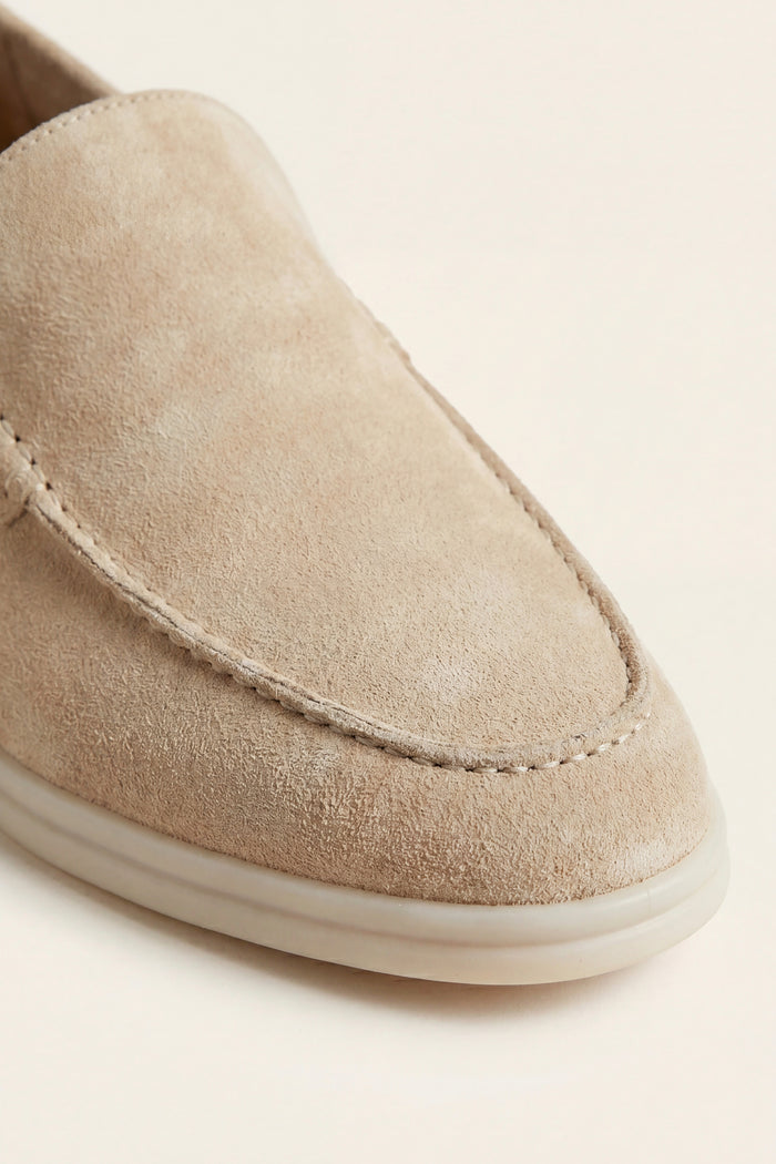 Leonis Suede Loafers Beige