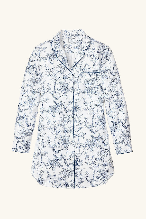 Floral-patterned pajama top on a white background | ALT GRID | Exclude