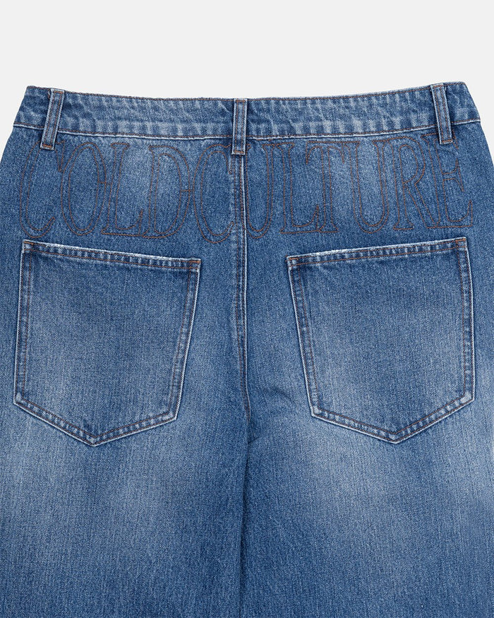 REVERSED V1 REGULAR PANTS MEDIUM DENIM - medium blue denim pants, detail close-up - Cold Culture