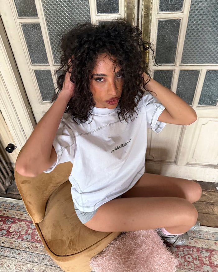 ROLLER TEE WHITE - white contrast stitch tee, street style shot - Cold Culture