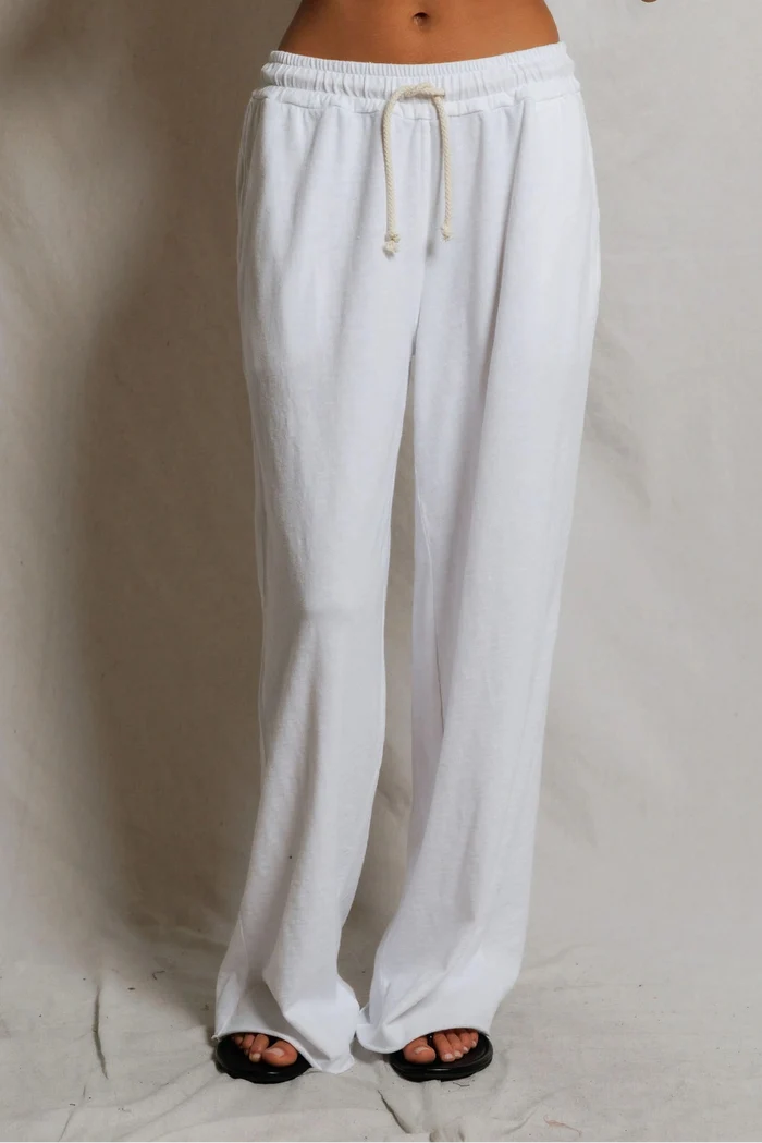 xs / white