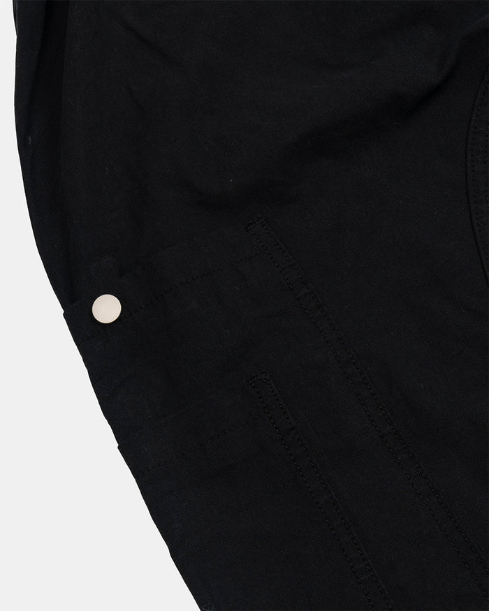SOLID CARGO PANTS BLACK - black cargo pants, detail close-up - Cold Culture