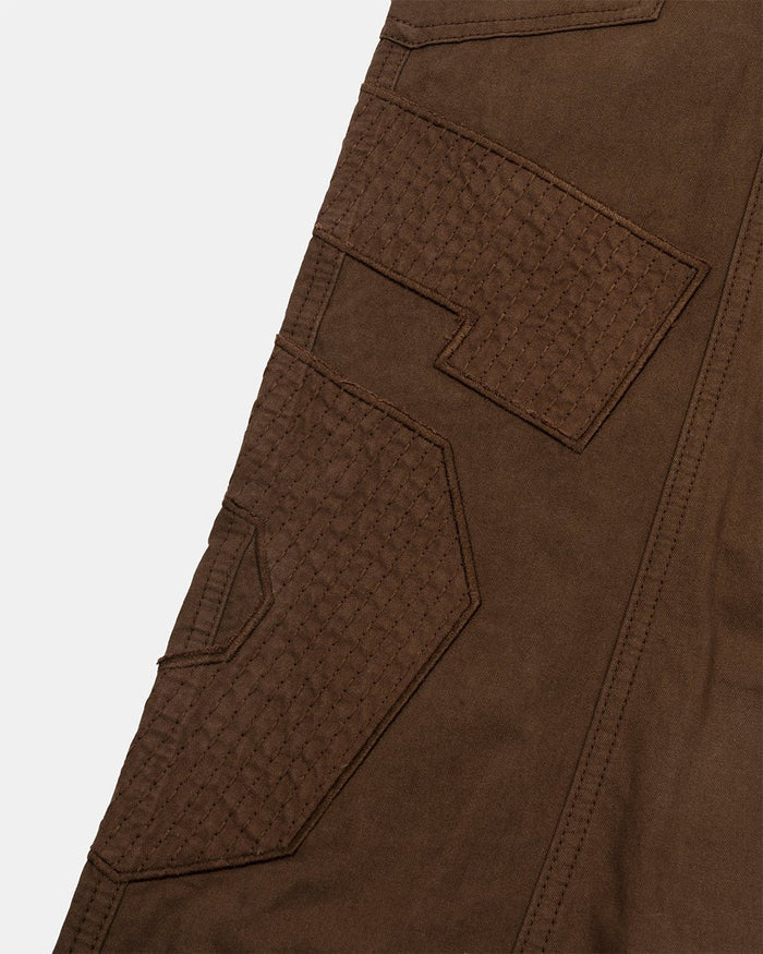 SOLID CARGO PANTS BROWN - brown cargo pants, detail close-up - Cold Culture