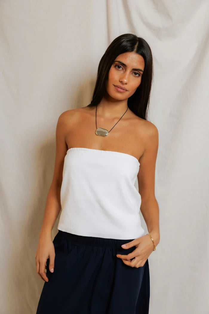 xs / white