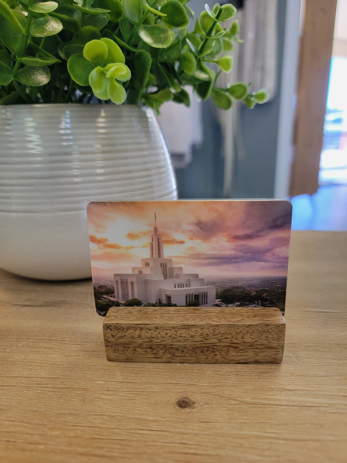 Temple recommend holder with picture of LDS Temple.
