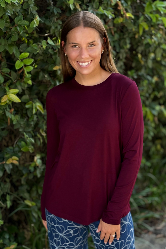 The Smooth Stretch Top in Dark Cherry
