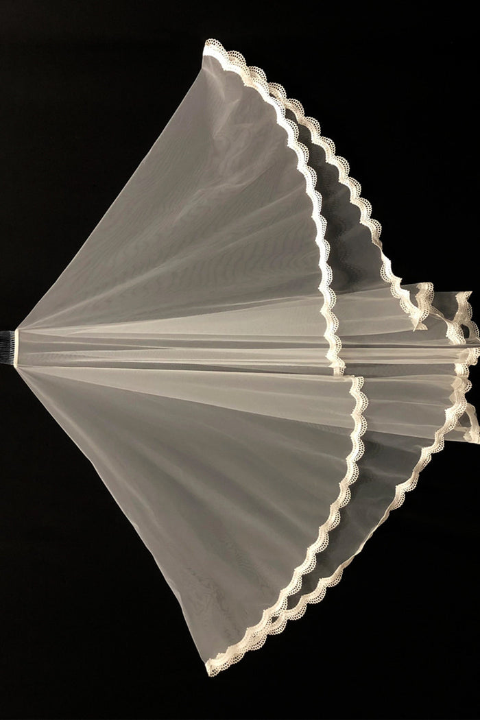 White Mesh Lace-Trimmed Bridal Veil