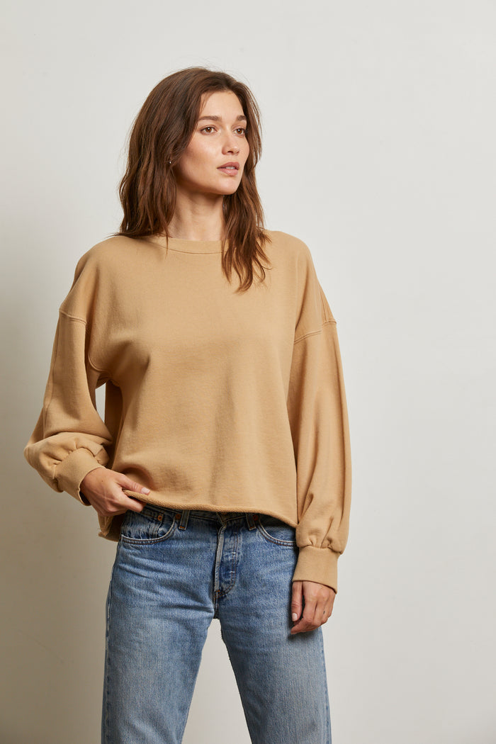 xs / suede